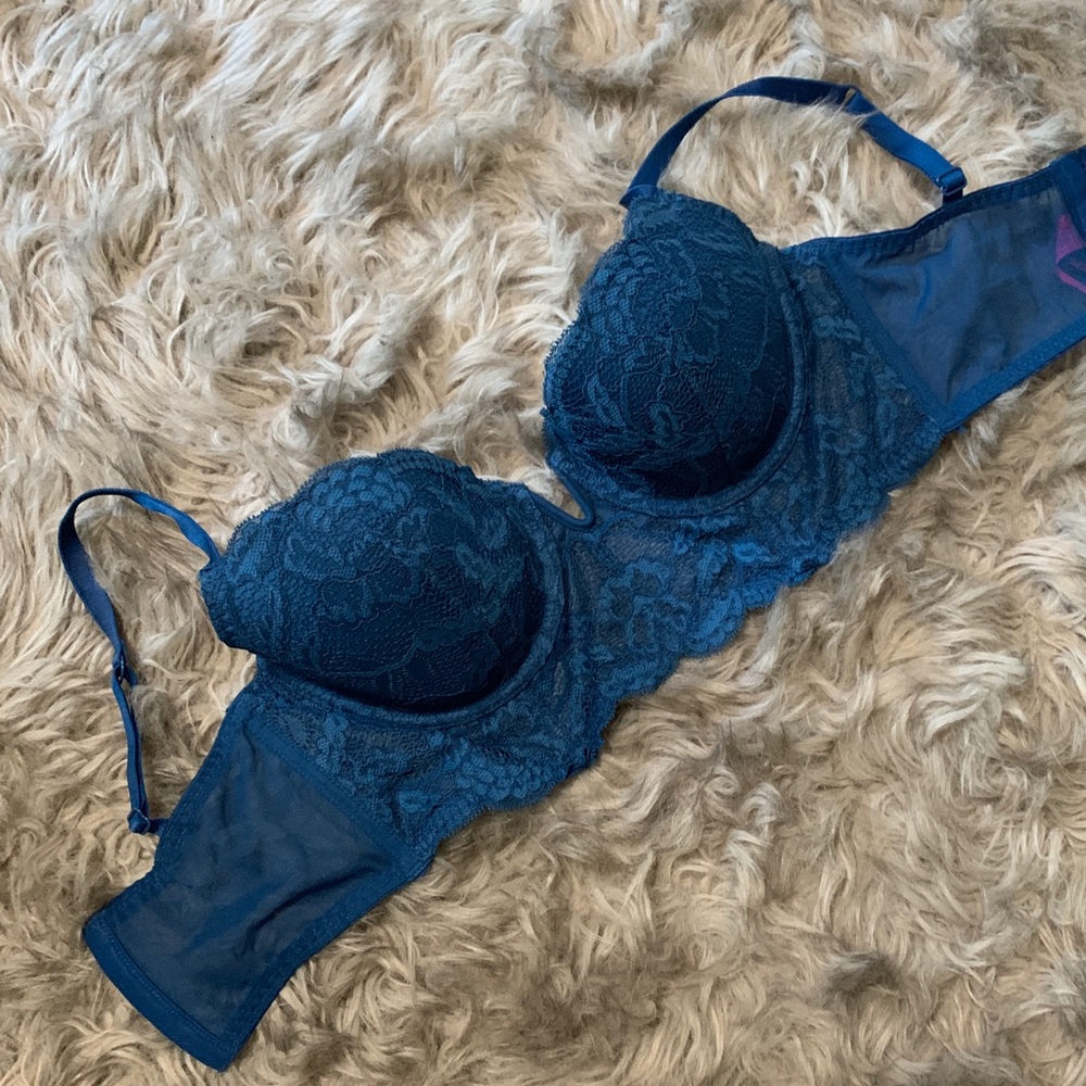 LA SENZA crop bra | size 34D